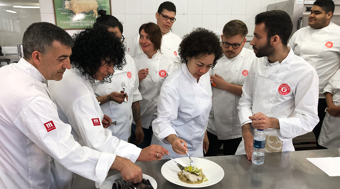 Alumnos de la masterclass en la Escuela Hostelería de Vigo 2019